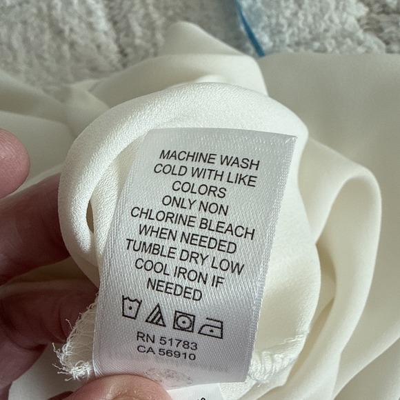 Maurices Womens Capped Sleeve Sheer White Blouse Feminine Danity Layers Coastal - Picture 10 of 13